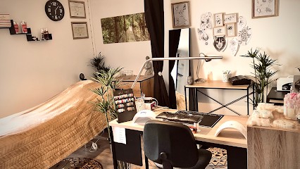 Beaudy Ink (Rdv par SMS), Esthéticienne à Flavigny