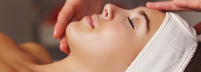 Catherine Facialiste - Massages Et Soins Du Visage, Institut de Beauté à La Grande-Motte