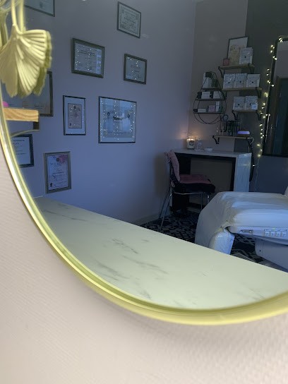 CRISTEL: Dermographe Esthéticienne, Esthéticienne à Montdidier