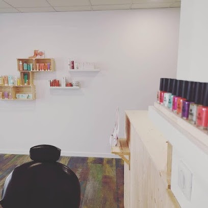 Aqua R'elle, Beauté - Bien être - Spa, Institut de Beauté à Langeac