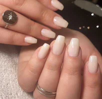 Mademoiselle Anju Salon De Beauté, Institut de Beauté à Saint-Priest-en-Jarez