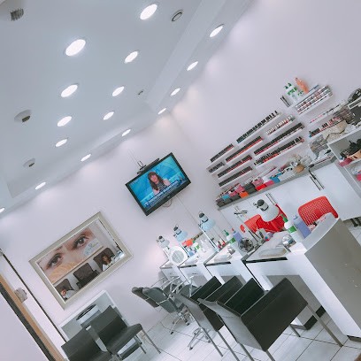 Jolis Ongles Nguyen Juliette, Institut de Beauté à Saint-Denis