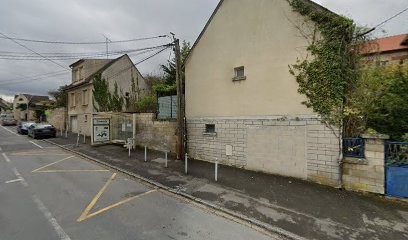 Parfumerie Douglas France, Institut de Beauté à Saint-Maximin