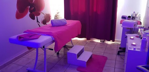 Chez Laura Estheticienne, Institut de Beauté à Mannevillette