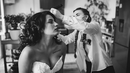 BLUSHMARINE💖PROTHÉSISTE ONGULAIRE💖MAQUILLEUSE & COIFFEUSE STUDIO💖STRASS DENTAIRE, Institut de Beauté à Chalon-sur-Saône