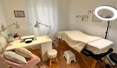 Folks Beauty, Institut de Beauté à Saint-Brieuc