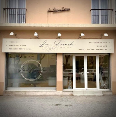 Beauté Des Cils By M | Extensions De Cils & Lashlift Institut De Beauté à la Valette-du-Var