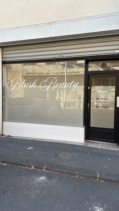 Blush Beauty, Institut De Beauté à Clermont-Ferrand