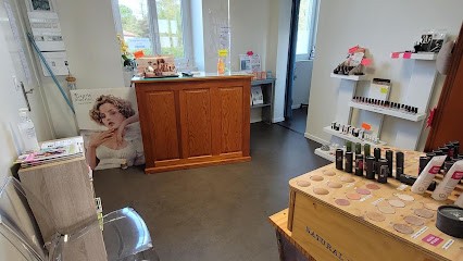 Orélia, Institut de Beauté à Saint-Étienne-de-Fontbellon