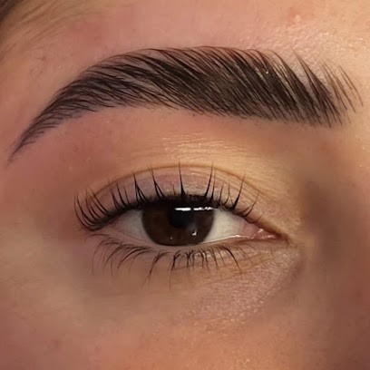 Ô'Cils By Vânia M. Extensions De Cils/Rehaussement De Cils/Brow-Lift (Sourcils), Institut de Beauté à Montesson