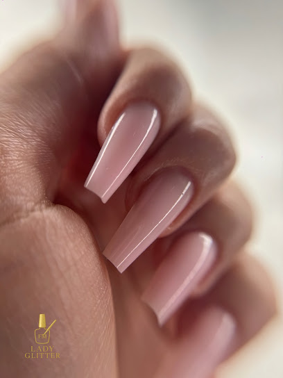 Lady Glitter Le Cannet – Ongles & Cils (Chez Alina Beauty Concept), Institut De Beauté au Cannet