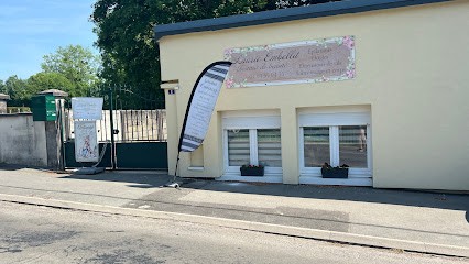 Laurie Embellit, Institut de Beauté à Signy-l'Abbaye
