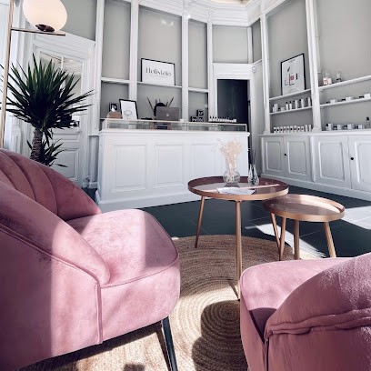 Holistaïa • Institut De Beauté • Facialiste • Drainage • Madérothérapie • Soins Minceur • Maquillage Permanent, Institut de Beauté à Lyon 05