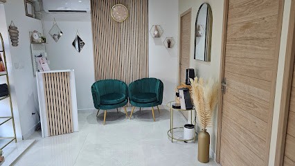 L'atelier Di'Vinh Beauté et Bien-être, Institut de Beauté à Simiane-Collongue