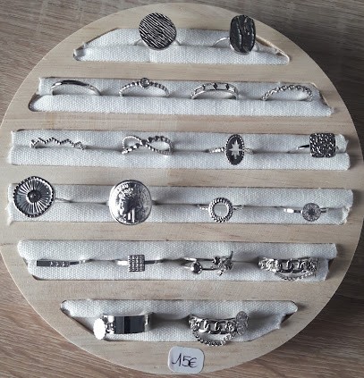 Karine Lassaux Esthéticienne sur RV, Esthéticienne à Tournes