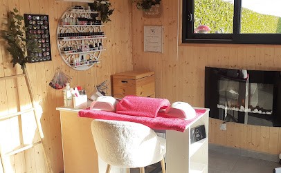 L'atelier Beauté By Emilye, Institut de Beauté à Chevroux