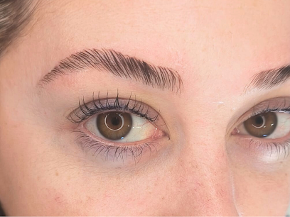 Au Regard De Mel - Sourcils Au Fil - Réhaussement De Cils - Brow Lift - 📍 Saint-André-De-Cubzac Institut De Beauté à Cubzac-les-Ponts
