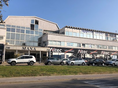 Cédric Sueur L'Esthétic, Esthéticienne à La Garde