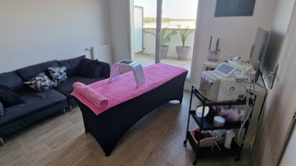 Chezmarineconceptskin, Esthéticienne à Jouy-le-Moutier