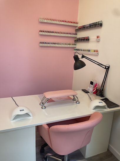 Beauty M Salon, Institut De Beauté à Livry-sur-Seine