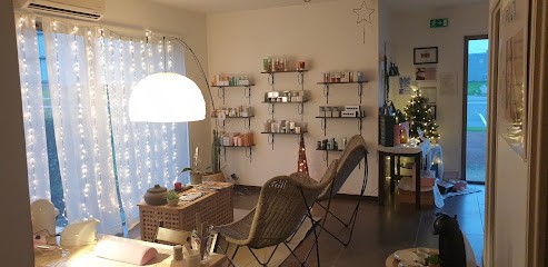 Institut Nouméa, Institut de Beauté à Pont-l'Abbé-d'Arnoult