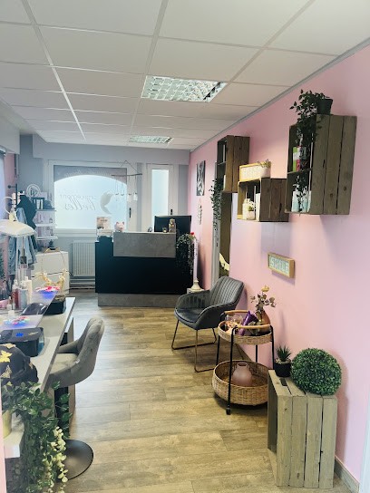 Simplement Belles, Institut de Beauté à Neufchef