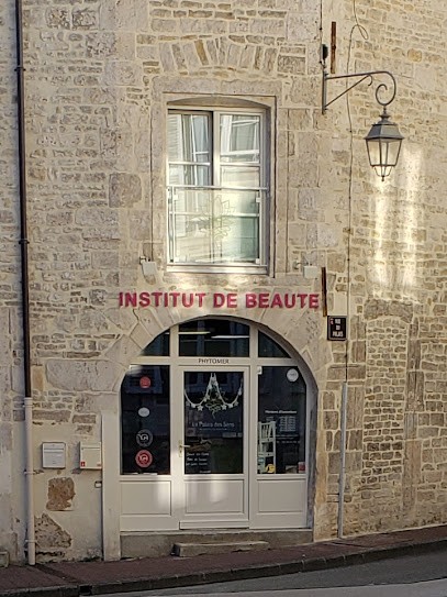 Institut De Beauté, Institut de Beauté à Chaumont