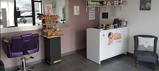 Mylla nails, Institut de Beauté à Crécy-la-Chapelle