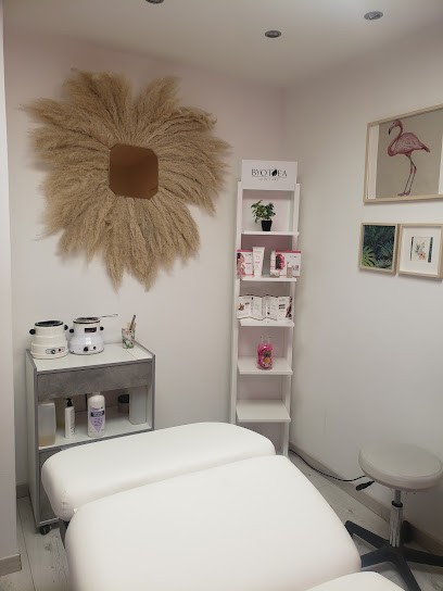 Belle De Pré, Institut de Beauté à Espiens