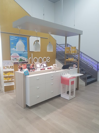 Carlance Saint Bonnet Lumière Pulsée - Minceur, Institut de Beauté à Saint-Bonnet-de-Mure