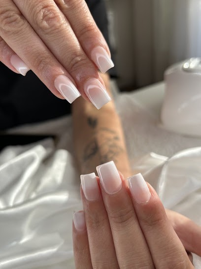 House Karla’s, Institut de Beauté à Lançon-Provence