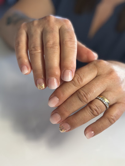 Juliana N'ails Studio, Institut De Beauté à la Tour-du-Pin