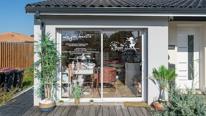 La Fée Beauté Esthéticienne Prothésiste Ongulaire Extension De Cils Microneedling Blanchiment Dentaire Lifting Colombien, Institut de Beauté à Saint-Loubès