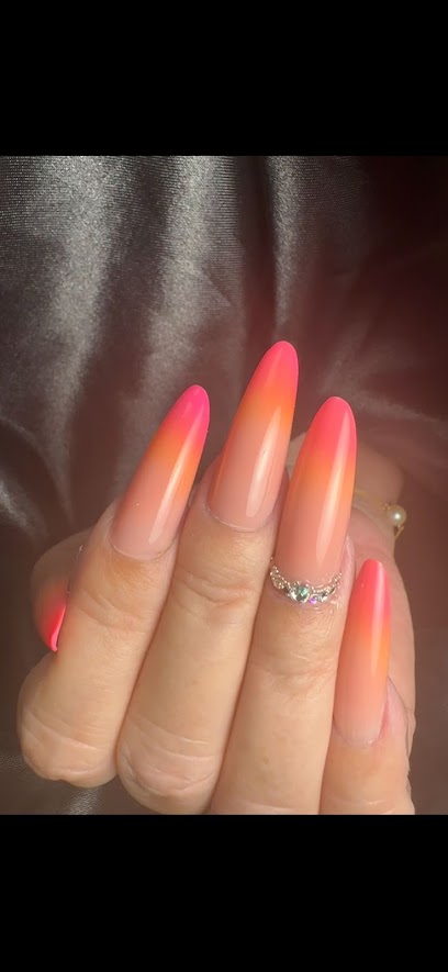 Miss'nails, Institut De Beauté à Boisset-les-Prévanches