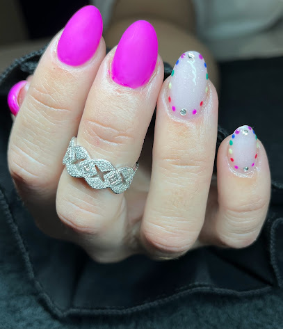 Glam'esthétique, Esthéticienne à Vérines