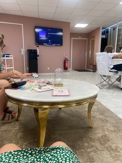 Les Secrets De Julie, Institut de Beauté à Sainte-Marie-des-Champs