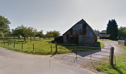 Laura Beauty, Esthéticienne à Moyaux