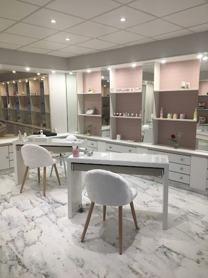 l'institut de chloé, Institut de Beauté à Saint-Chély-d'Apcher