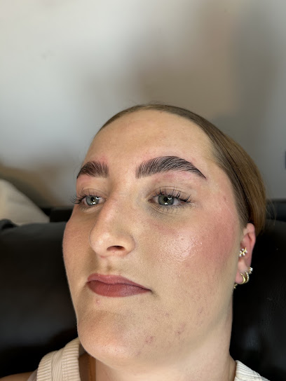 Orly Signature - Browlift - Rehaussement De Cils - Tâches De Rousseurs - Metz - Moselle, Institut De Beauté à Metz