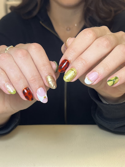 Rouge Aux Ongles, Institut De Beauté à Abeilhan