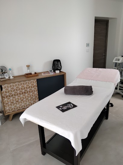 La Bulle Tendresse, Esthéticienne à Beauvoisin