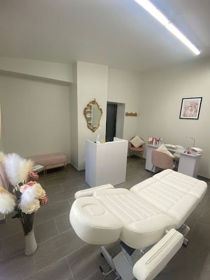 Beauty Gold By Marie-Sarah, Institut de Beauté à Roanne