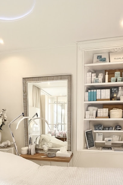 La Petite Maison De Beauté, Institut De Beauté à Champenard