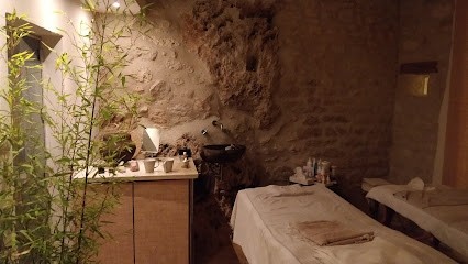 Saisons, Institut de Beauté à Lendou-en-Quercy