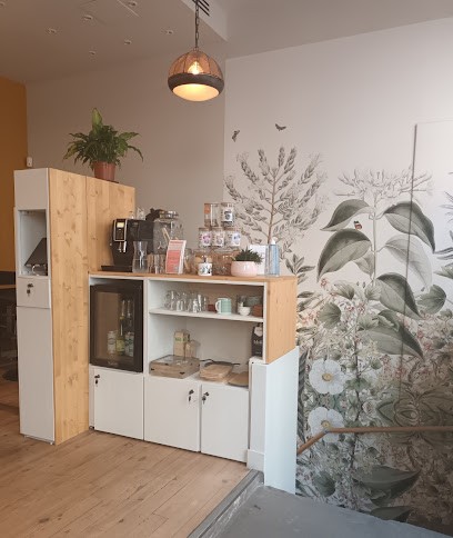 Adriana Esthétique chez Baïbaé, Esthéticienne à Paris 11