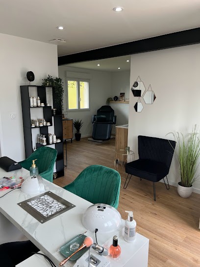 Amélie Studio Pryvé - Saint-Pryvé-Saint-Mesmin, Institut de Beauté à Saint-Pryvé-Saint-Mesmin