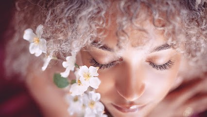 La Parenthèse De Lou, Trémuson , Extensions De Cils , Rehaussement De Cils, Maquillage permanent, Bronzage Naturel, Institut de Beauté à Trémuson