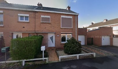 Joonnekin Mahieux Karine Odette, Institut de Beauté à Cappelle-la-Grande