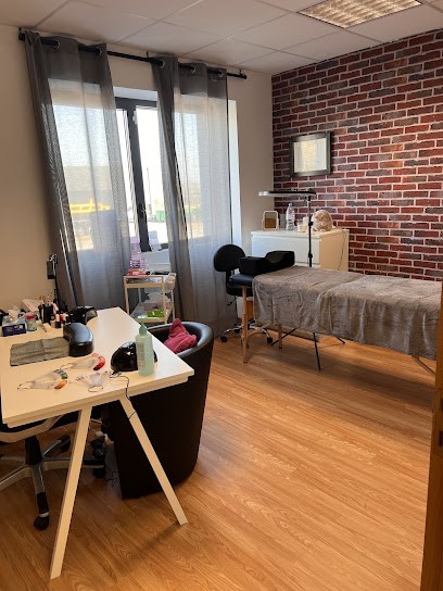 American Lashes, Institut de Beauté à Saint-Apollinaire