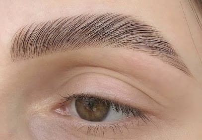 CosmInkov, Esthéticienne à Paris 19